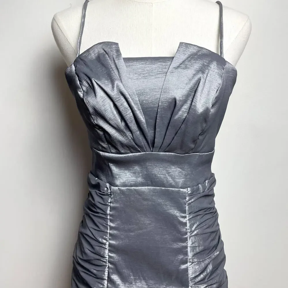 Vintage 90s Y2K Silver Mini Cocktail Dress Small‎ Indie Glam Prom Iridescent